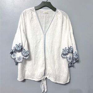 Max Studio White blouse with blue embroidery